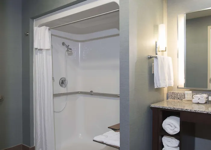 Homewood - Airport Hotel 3*