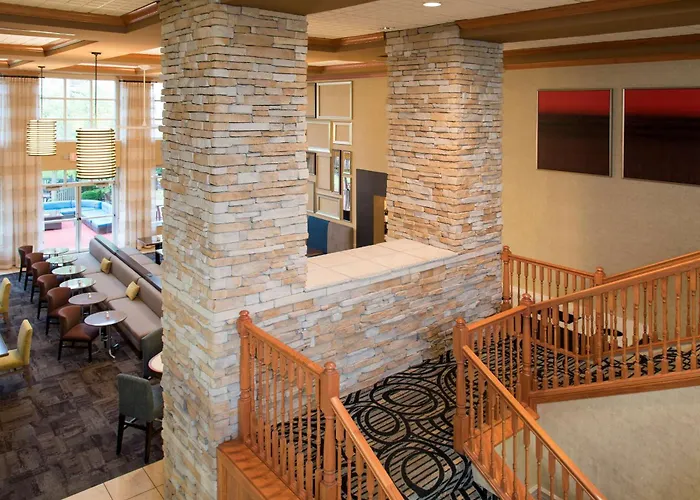 Homewood - Airport Hotel