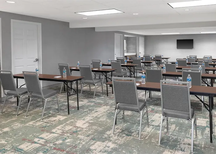 Hotel Homewood - Airport Columbus