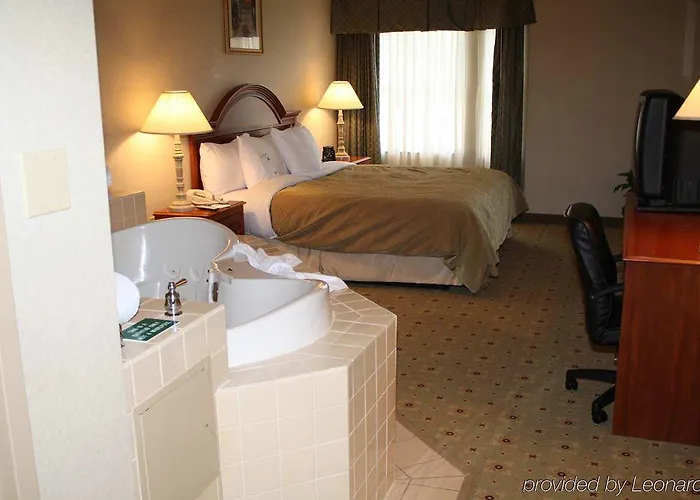 Hotel Homewood - Airport
