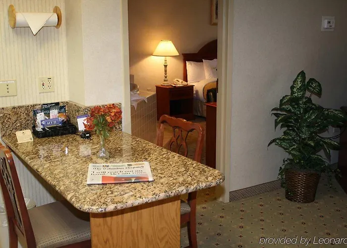 Homewood - Airport Hotel